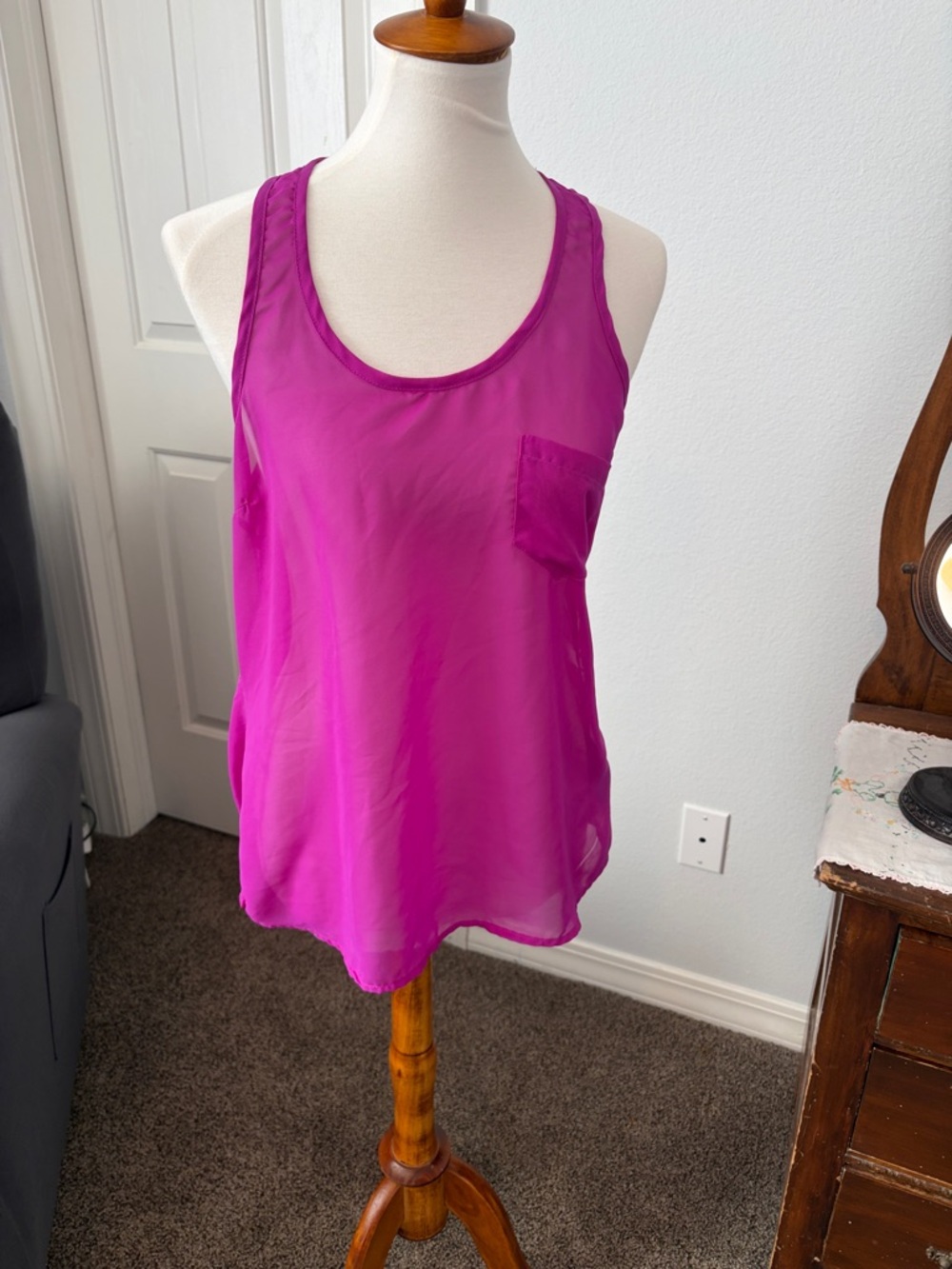 Forever 21 Magenta Sleeveless Chiffon Pocket Tank
